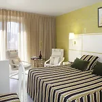 Hotel Porto Cristo 4*