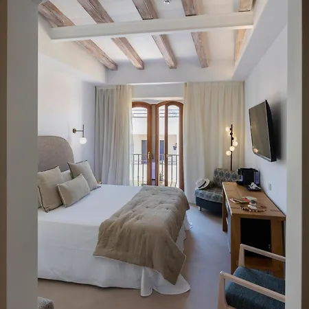 Porto Cristo Hotel