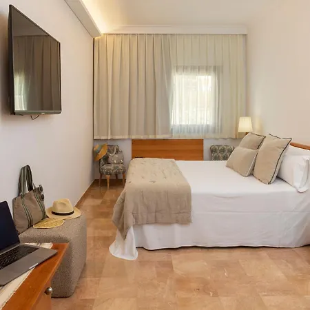 Porto Cristo Hotel El Port De La Selva